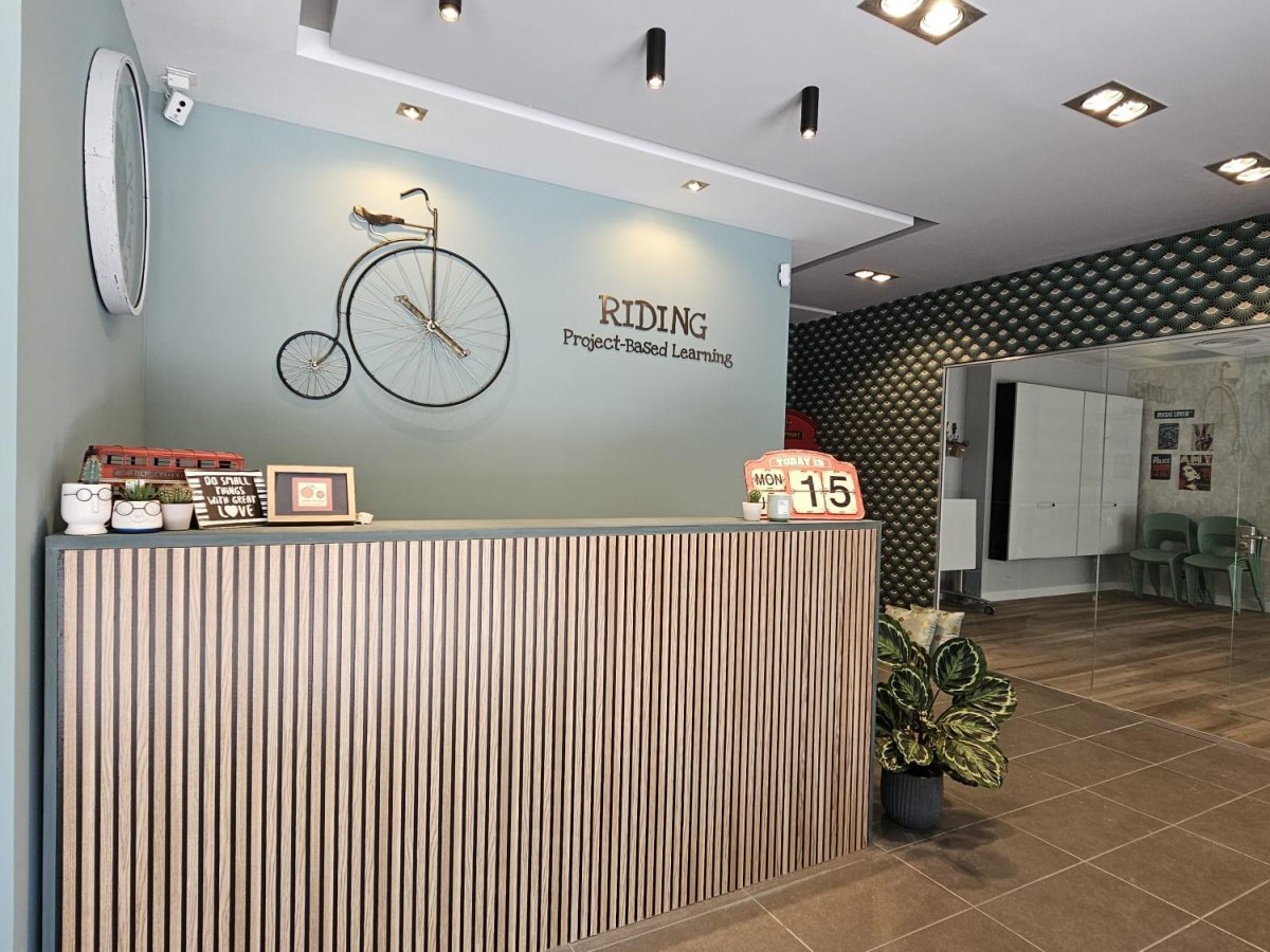 183-riding-project-based-learning-sants-barcelona-1